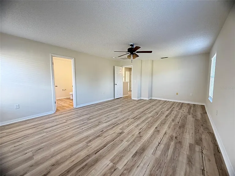 246 Canna Dr — Photo 5