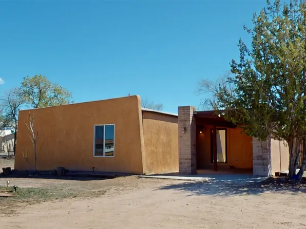 69 Boneyard Rd, Espanola, NM 87532
