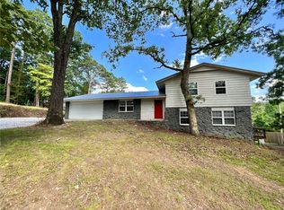 8512 Pine Ridge Dr, Rogers, AR 72756