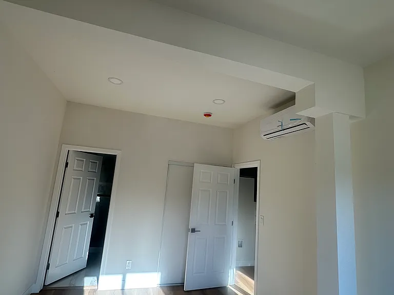 3637 Sedlock Dr — Photo 3