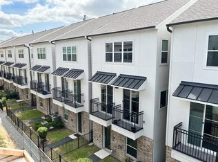 1282 N Post Oak Rd #B, Houston, TX 77055