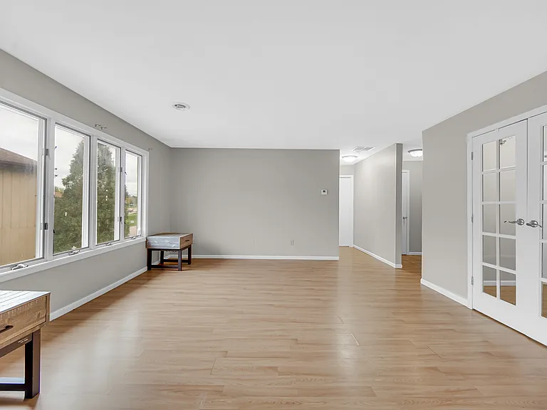 1548 Autumn Dr — Photo 4