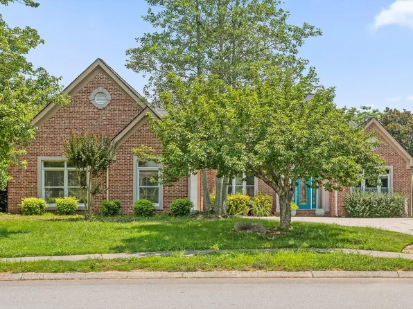 9056 Crystal Brook Dr, Apison, TN 37302