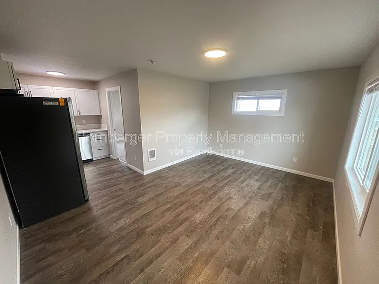 205 S Elizabeth Rd #5 — Photo 5