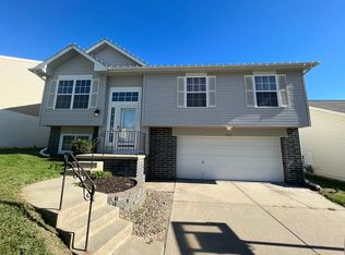 17837 Olive St, Omaha, NE 68136