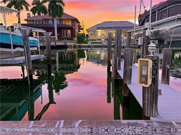 848 Collier CT #304, MARCO ISLAND, FL 34145