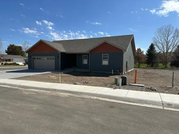 902 Raccoon Court, Cody, WY 82414