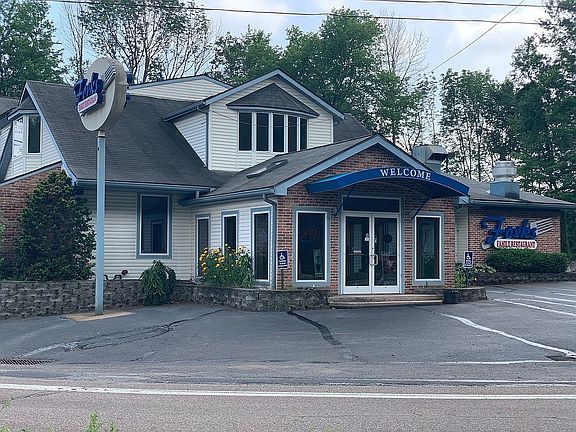 3rd image of 1293 Foster Ave