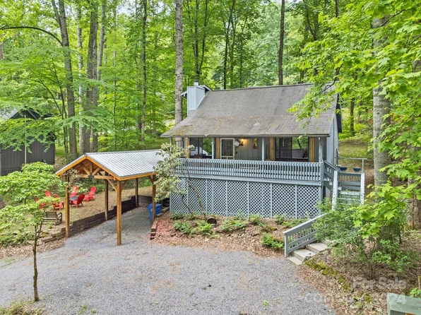 27 Gail Dr, Maggie Valley, NC 28751