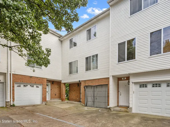 56 Emily Ln, Staten Island, NY 10312