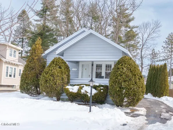 1178 S Country Club Drive, Niskayuna, NY 12309