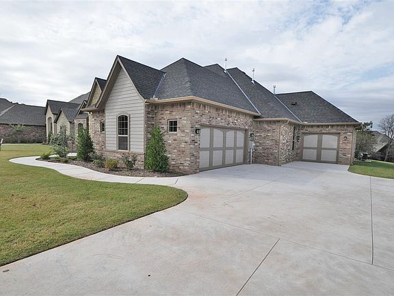 2nd image of 10405 Cherrywood Dr