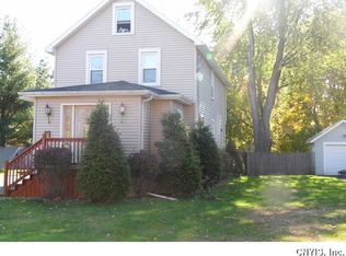 107 Shaver Ave, North Syracuse, NY 13212