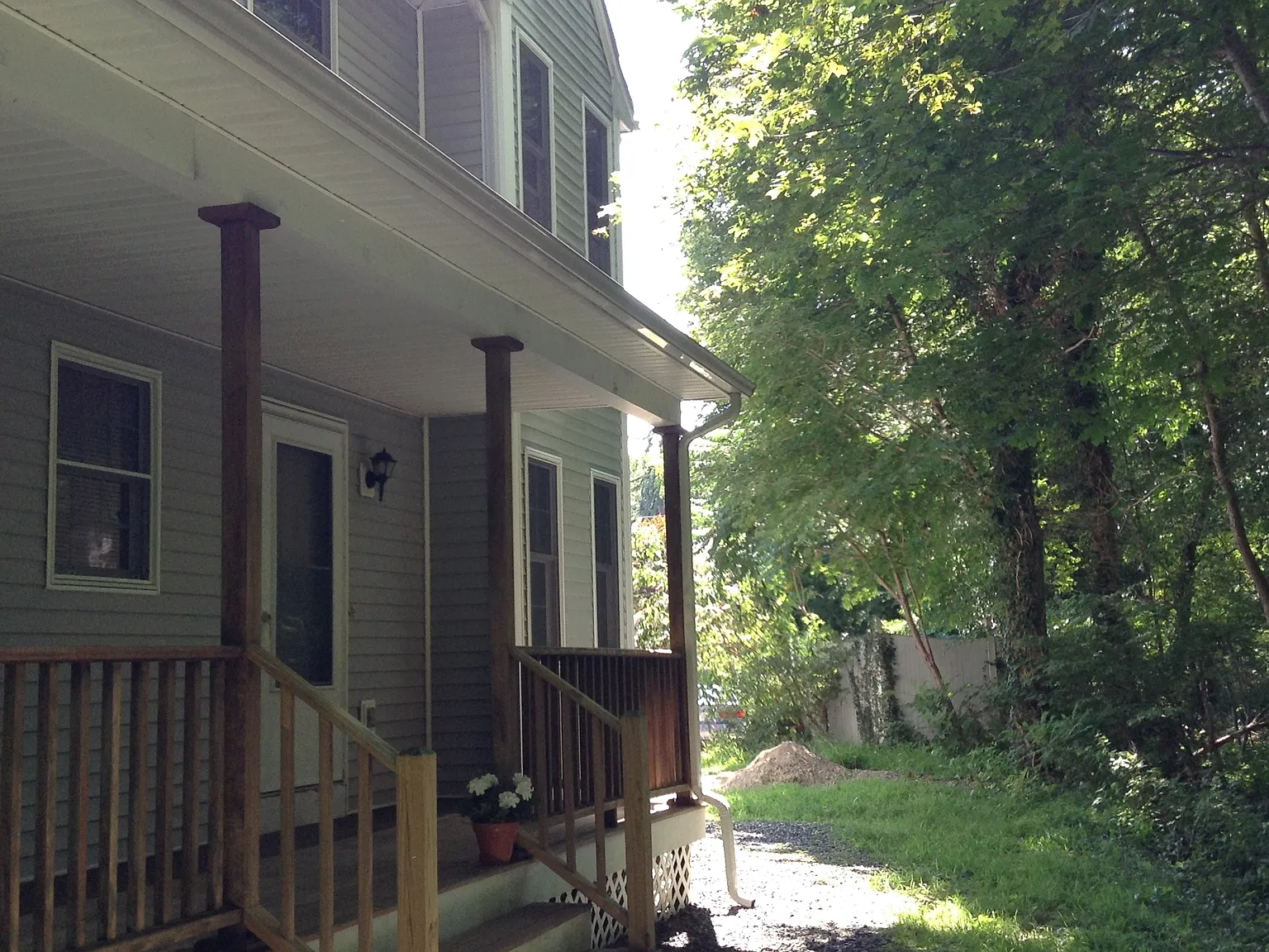 3 bed, 1.5 bath, 1228 sqft, $2,750 — Photo 2