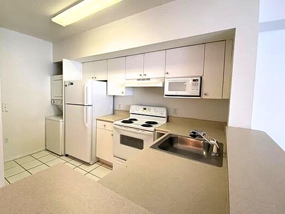 3rd image of 5077 Nw NW 7th Street #1016