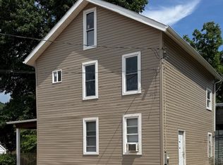 311 5th St #1, Monongahela, PA 15063