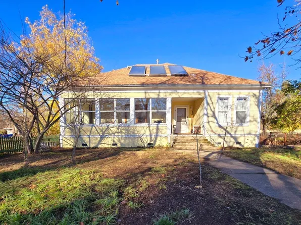 284 Redwood Avenue, Willits, CA 95490