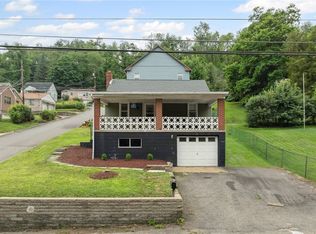 6601 Library Rd, South Park, PA 15129