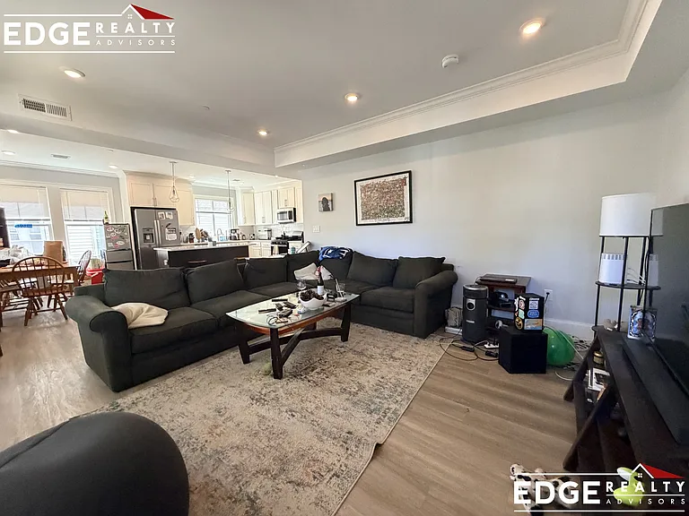 100 Brooks St #1A — Photo 13