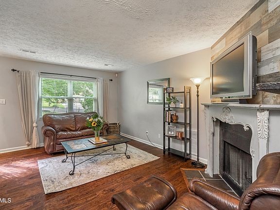 5th image of 4700 Brierley Dr