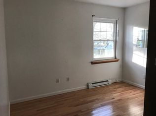 7618 3rd St, Pasadena, MD 21122