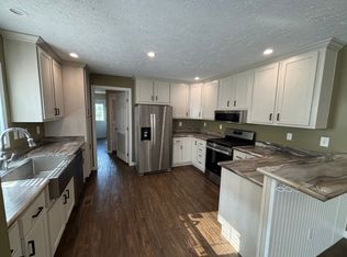 6490 Prince Blvd #573, Fenton, MI 48430