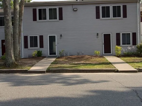 168 Hart St APT 62, Taunton, MA 02780