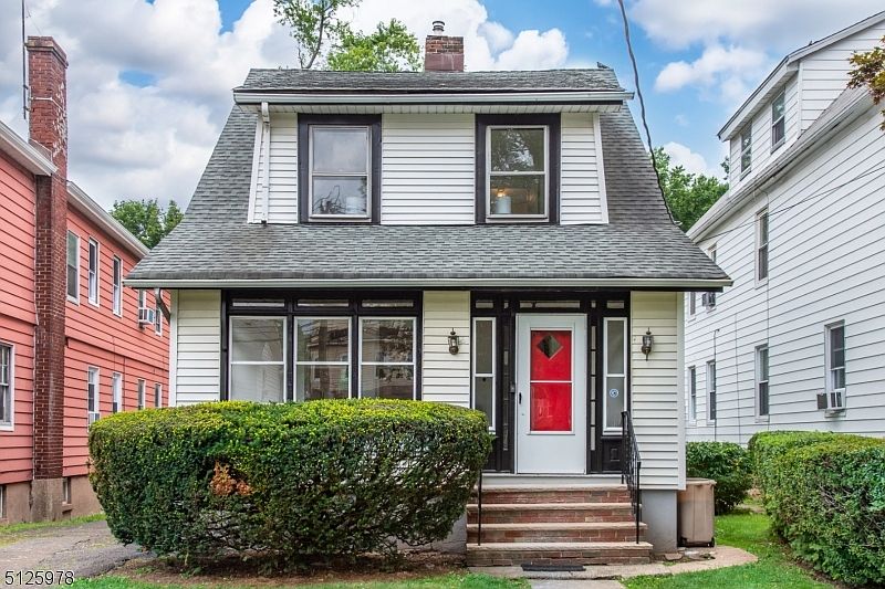 1st image of 28 Elmwood Ave