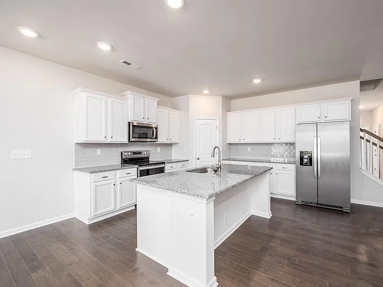 701 Sagecroft Ln — Photo 2