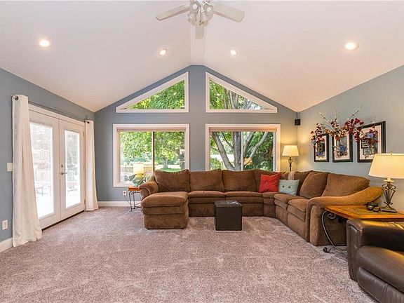 5th image of 6312 NW 54th Ct