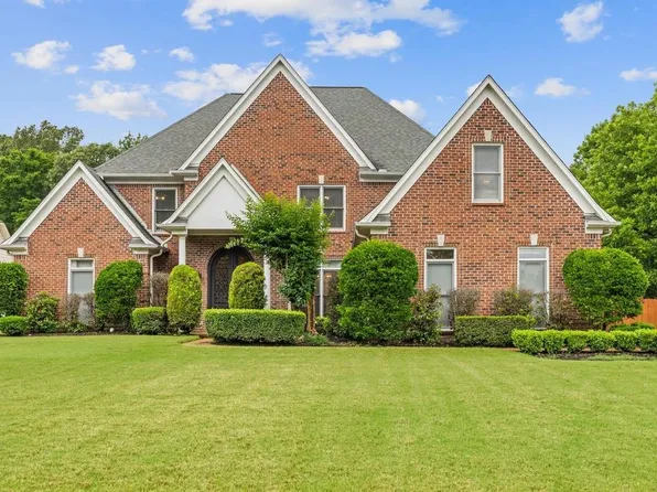 1379 Winoka Rd, Collierville, TN 38017