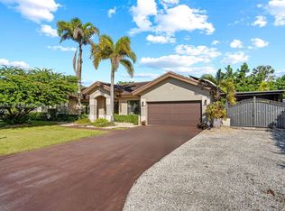 15695 SW 153rd Ave, Miami, FL 33187