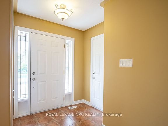 4th image of 180 Drapers St