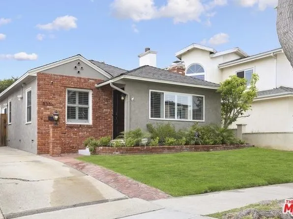 8335 Holy Cross Pl, Los Angeles, CA 90045
