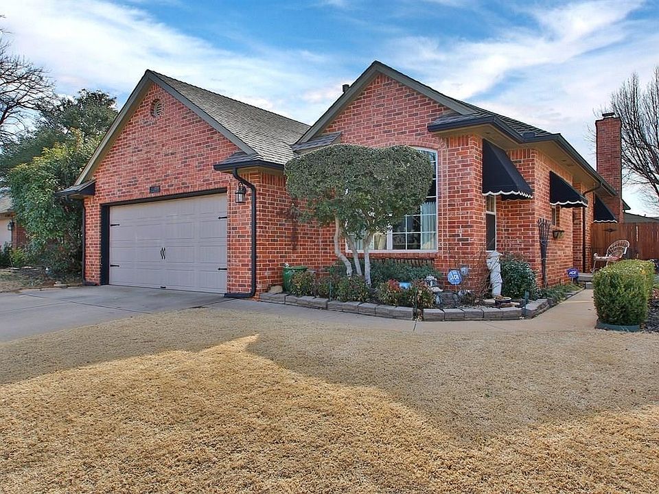 1st image of 4304 Foxglove Ln