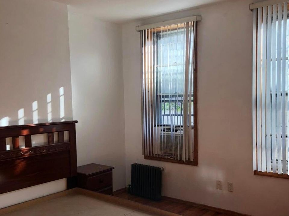 1st image of 912 62nd St