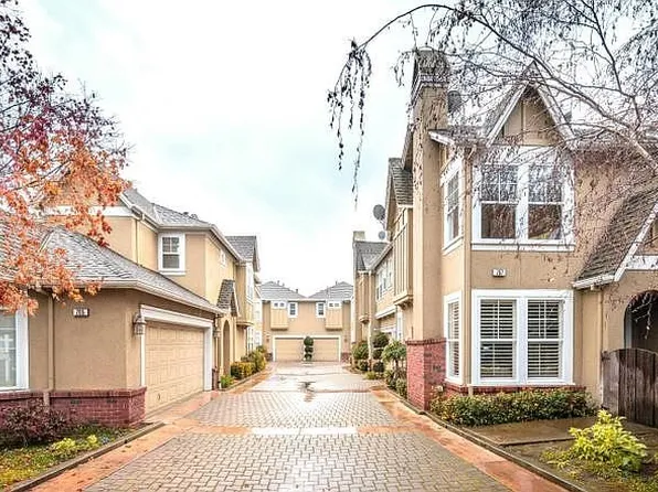 707 Valparaiso Ave, Menlo Park, CA 94027