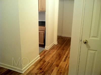 5th image of 3515 Leverich St APT 607