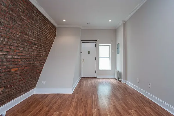 Rented by OGI Management | media 24