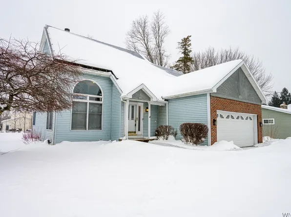 2341 Bullis Rd, Elma, NY 14059