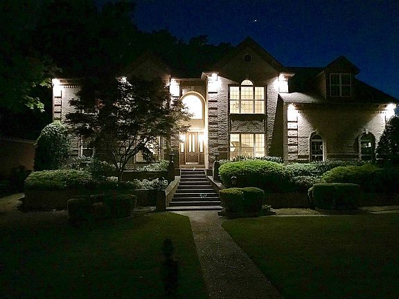 2nd image of 8249 Rosemont Dr