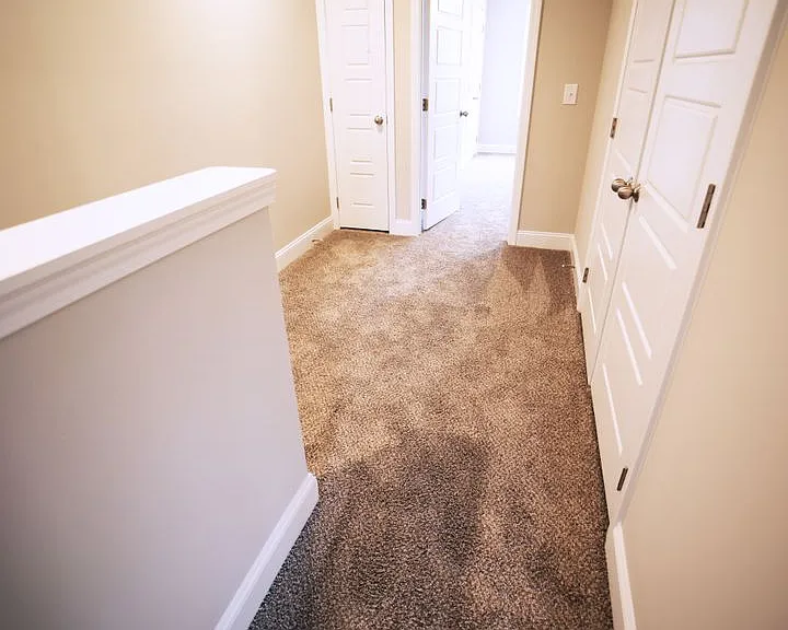 220 Drayton Dr — Photo 21