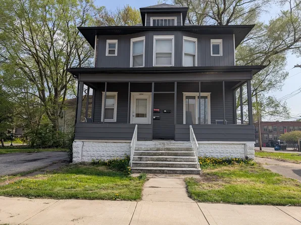 464 E Station St, Kankakee, IL 60901