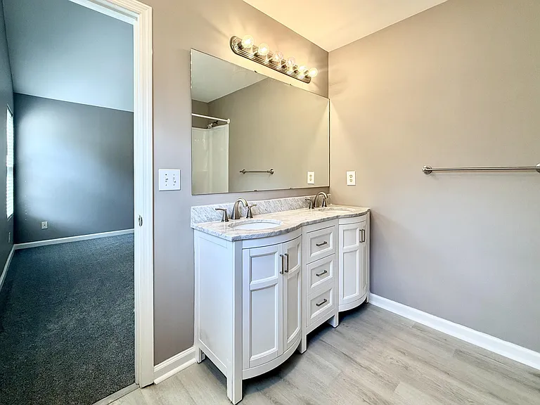 104 Conductor Ct — Photo 12