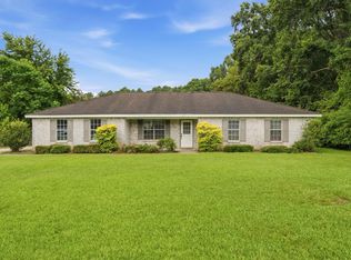 32 Corinth Rd, Petal, MS 39465