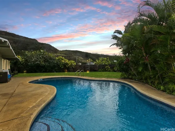 1367 Kuloaa Pl, Kailua, HI 96734