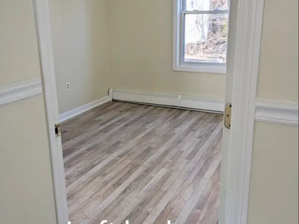 156 Covel Street # Fl 2nd, Fall River, MA 02723