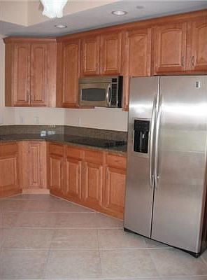 4th image of 16100 Emerald Estates Dr APT 480