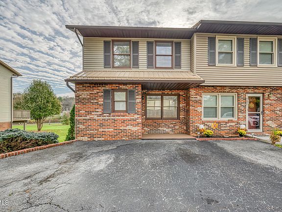 2nd image of 1476 Highway 126 APT B7