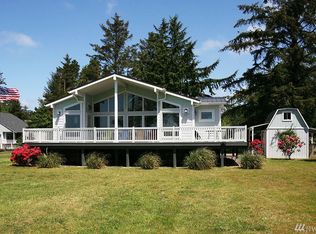 4320 Romano Ln, Tokeland, WA 98590